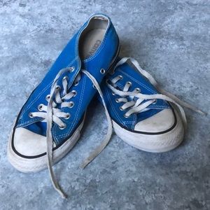 Blue Low Top Converse | Unisex Men’s 5 Women’s 7